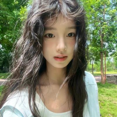 卿何薄命 海报